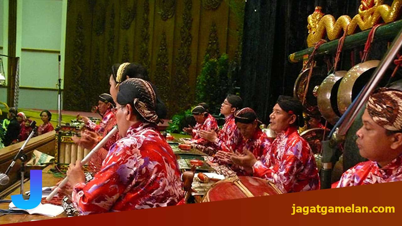 Sepi ing Pamrih, Rame ing Gawe