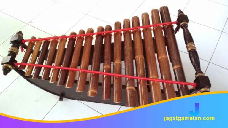Calung Banyumasan: Ansambel Bambu yang Ritmis dan Rakyat - Jagat Gamelan