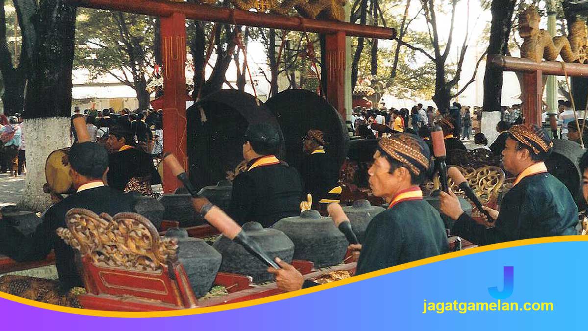Karawitan dan Kepenontonan