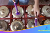 Teknik Permainan dan Pola Ritmis Gambang Kromong