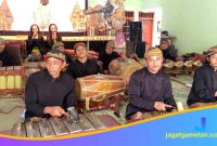 Teknik Mengatur Dinamika Permainan dalam Pertunjukan Gamelan Surakarta
