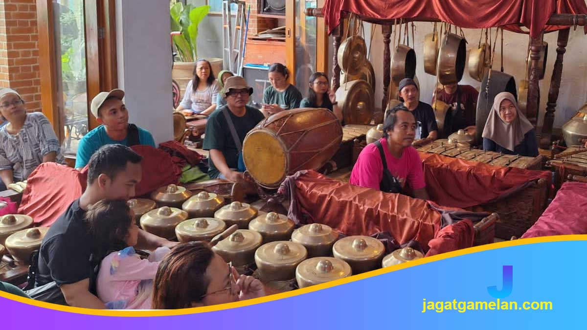 Teknik Mengatur Transisi Antar Bagian dalam Gending Karawitan