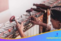penabuh gender gamelan