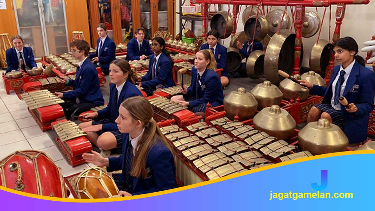 Gamelan-Lebih-Dihargai-di-Luar-Negeri Gamelan Lebih Dihargai di Luar Negeri