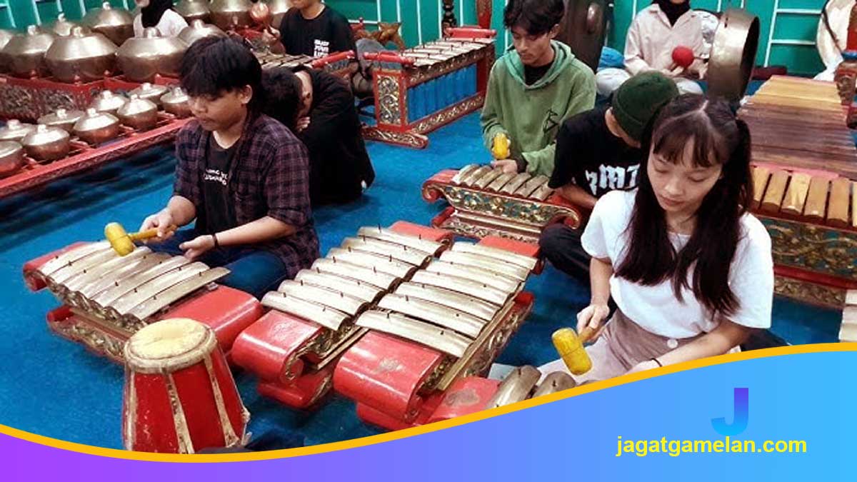 belajar-Gamelan belajar Gamelan